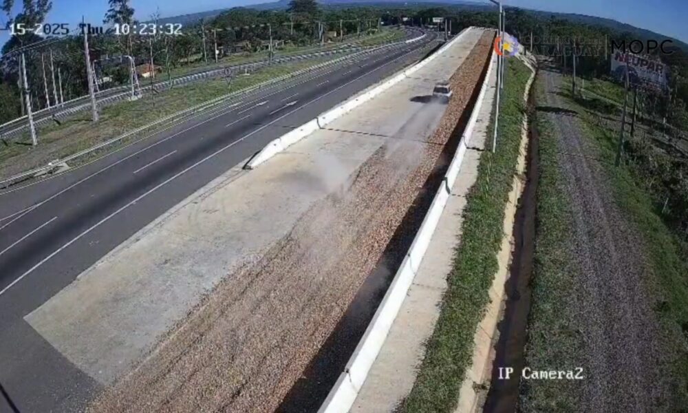 (Video) ¡Rampa de frenado salvó a 7!