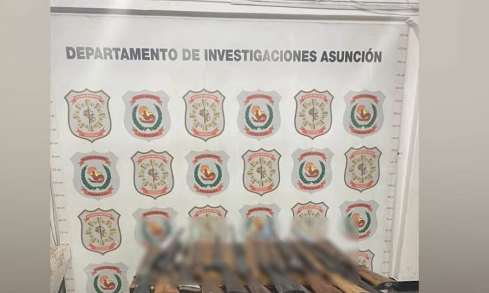 Abuelo pistolero: Leka cayó con un arsenal en su poder