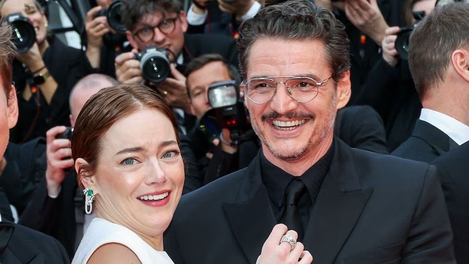 (GALERÍA) Héroe en la vida real: ¡Actor salvó a su compa de káva la reina!