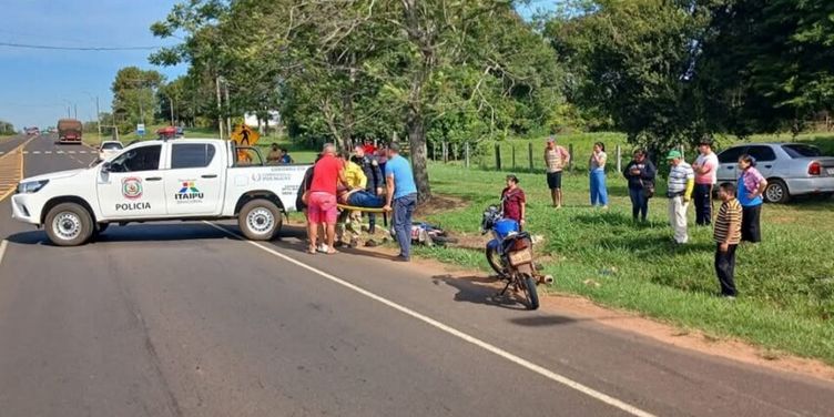Una mujer fallece y su hija resulta grave tras accidente en Santa Rosa