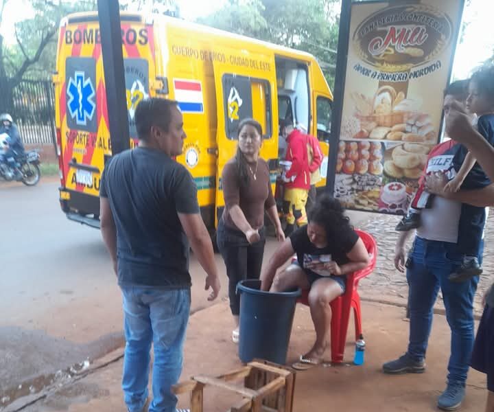 Mujer sufrió múltiples quemaduras a causa de una freidora