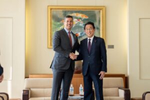 Peña se reunió con Kishida y rindió homenaje a víctimas de Hiroshima