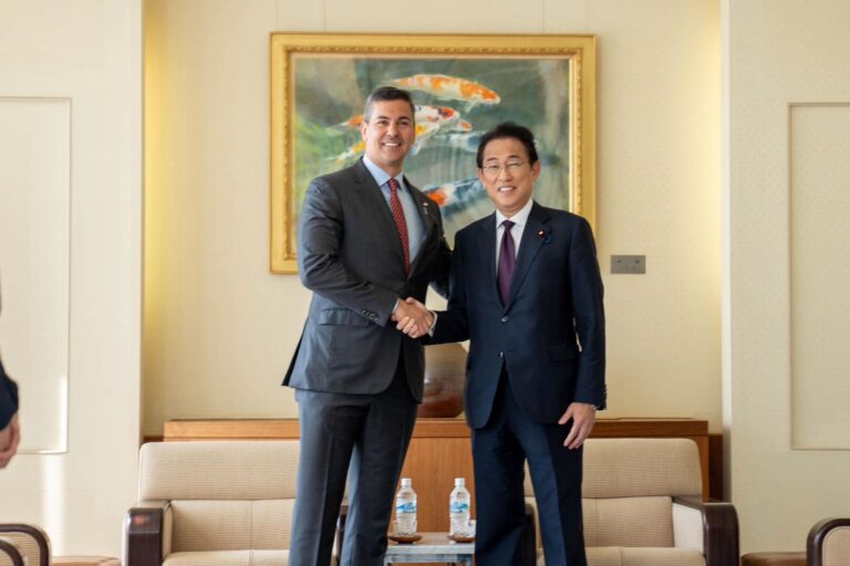 Peña se reunió con Kishida y rindió homenaje a víctimas de Hiroshima