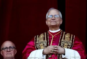 León XIV confirmó que el Vaticano está dispuesto a ser anfitrión de las negociaciones de paz entre Rusia y Ucrania