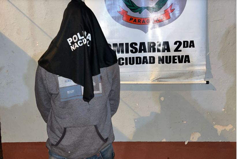 Pidió a su ména bajar volumen de su música y ligó sopapos