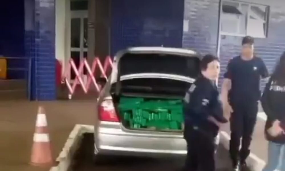 (Video) Como “coquito” llevó en su vehículo droga y le pillaron durante control en Brasil