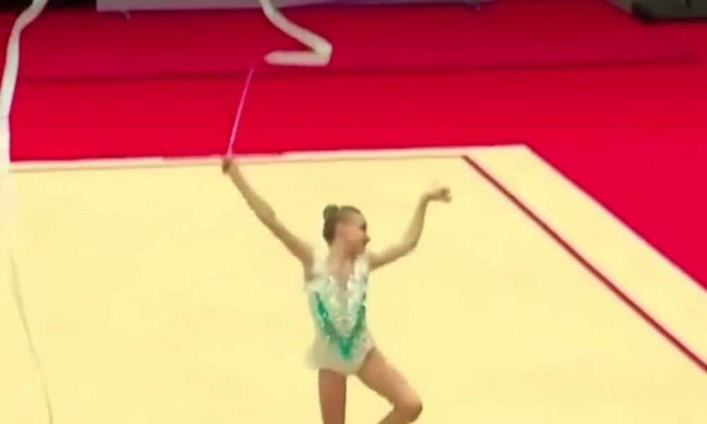 (Video) ¡Orgullo nacional! Ana Carolina de Conto deslumbra y avanza a la final del Panamericano de Gimnasia Rítmica Asunción 2025