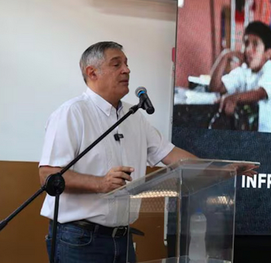 Quieren nombrar persona no grata a ministro de educación por masivo aplazo de docentes ndajeko