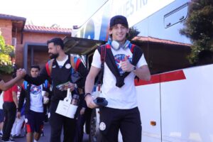 ¡Vamos que Albirroja! ¡Rumbo a la batalla con el sueño intacto!