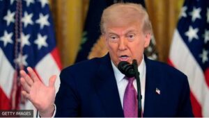 (VIDEO)Donald Trump estalló al escuchar el nombre de Epstein: “¿Todavía hablamos de ese asqueroso?”