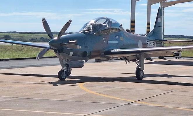 ¡Oh wous! Mañana llegan los aviones Super Tucanos