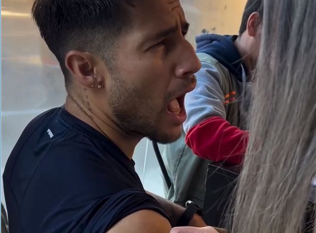 (VIDEO) “Tito” Torres fue valientemente vacunado