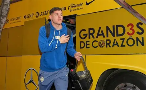 Ex de “Cachorro” Sánchez denunció que él busca dejarla en la calle junto a su retoño