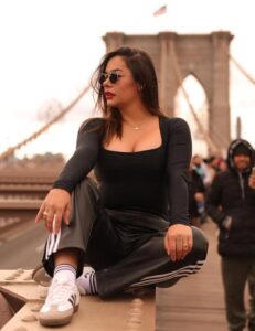 Larissa Riquelme, ¿es la paraguaya más viajera?