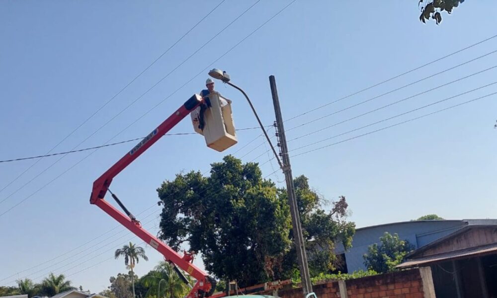Ande arregló varios alumbrados públicos: “¡Una calle bien iluminada es una calle más segura para todos!”