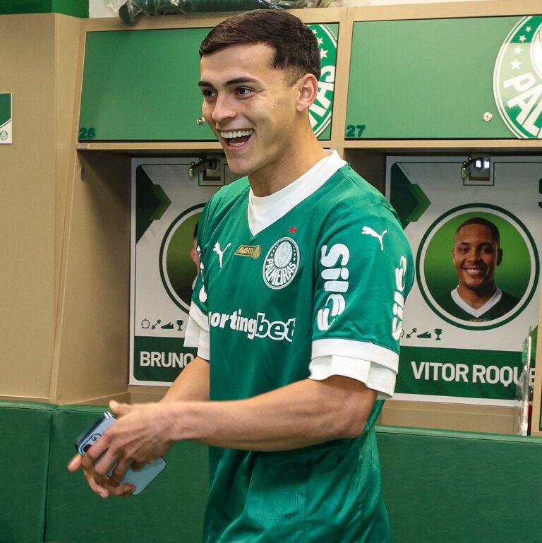 Palmeiras oficializó llegada de Ramón Sosa