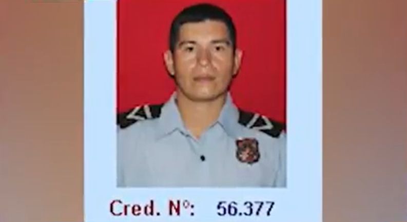 (VIDEO)Denuncian que poli acusado de @bus0 se escapó de la comisaría