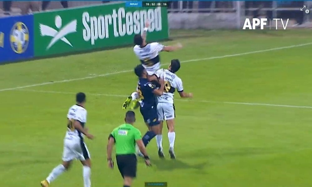 Para la Dirección de Arbitros, los dos penales contra Olimpia fueron bien cobrados