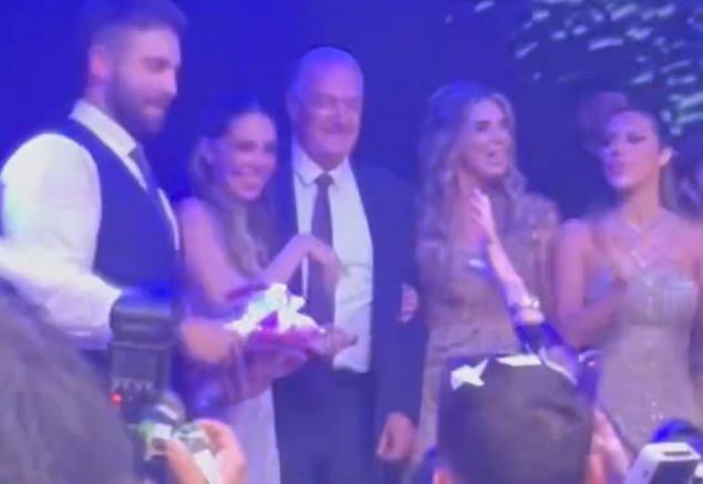 (VIDEO) ¡Mañamí cómo pa se divirtió nuestro DT Alfaro una fiesta de casorio!