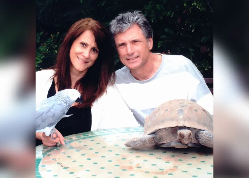 ¡Mataron a supervisora de American Idol y su ména, que es músico!