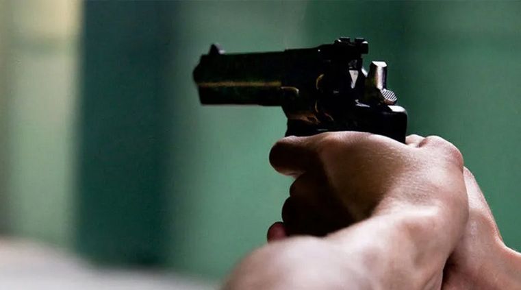 ¿Mba’e la oikóva? Poli vio que un arriero huía, lo persiguió y le disparó:  Resultó ser otro policía