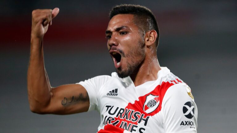 ¡Olimpia mete una última contratación: Trae a un ex compa de Messi!