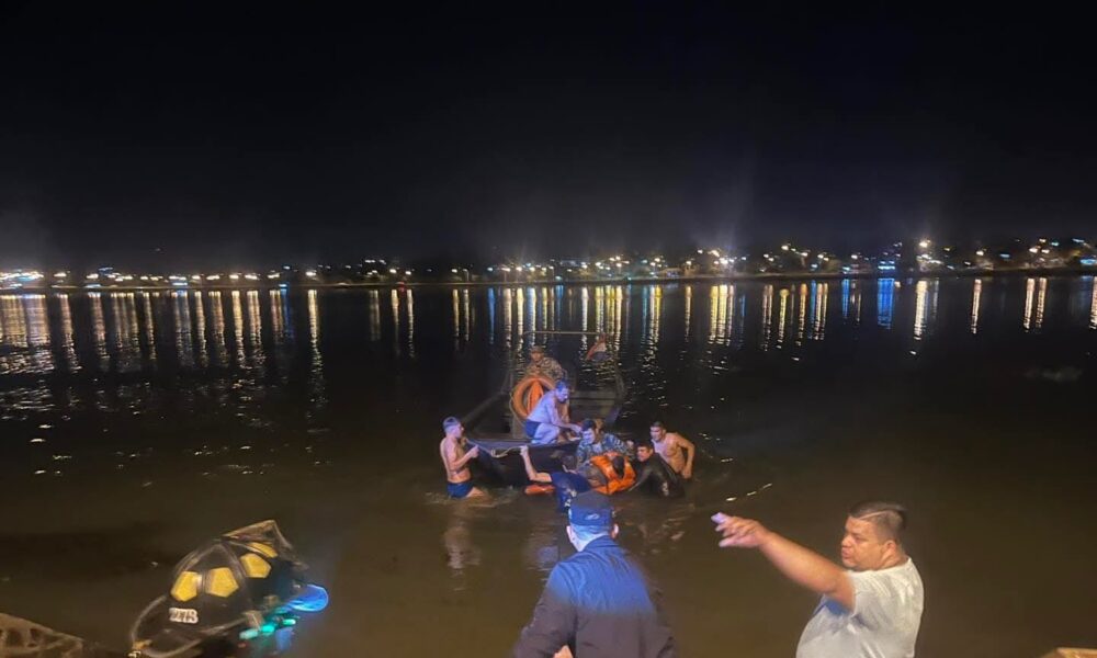 Tatacho se durmió en su camioneta y cayó al rio: Lo rescataron pero no sobrevivió