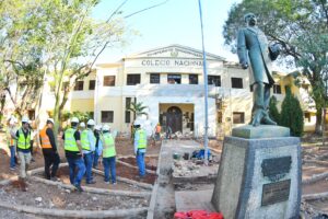 ITAIPU financia mejoras estructurales en dos emblemáticos colegios de Asunción