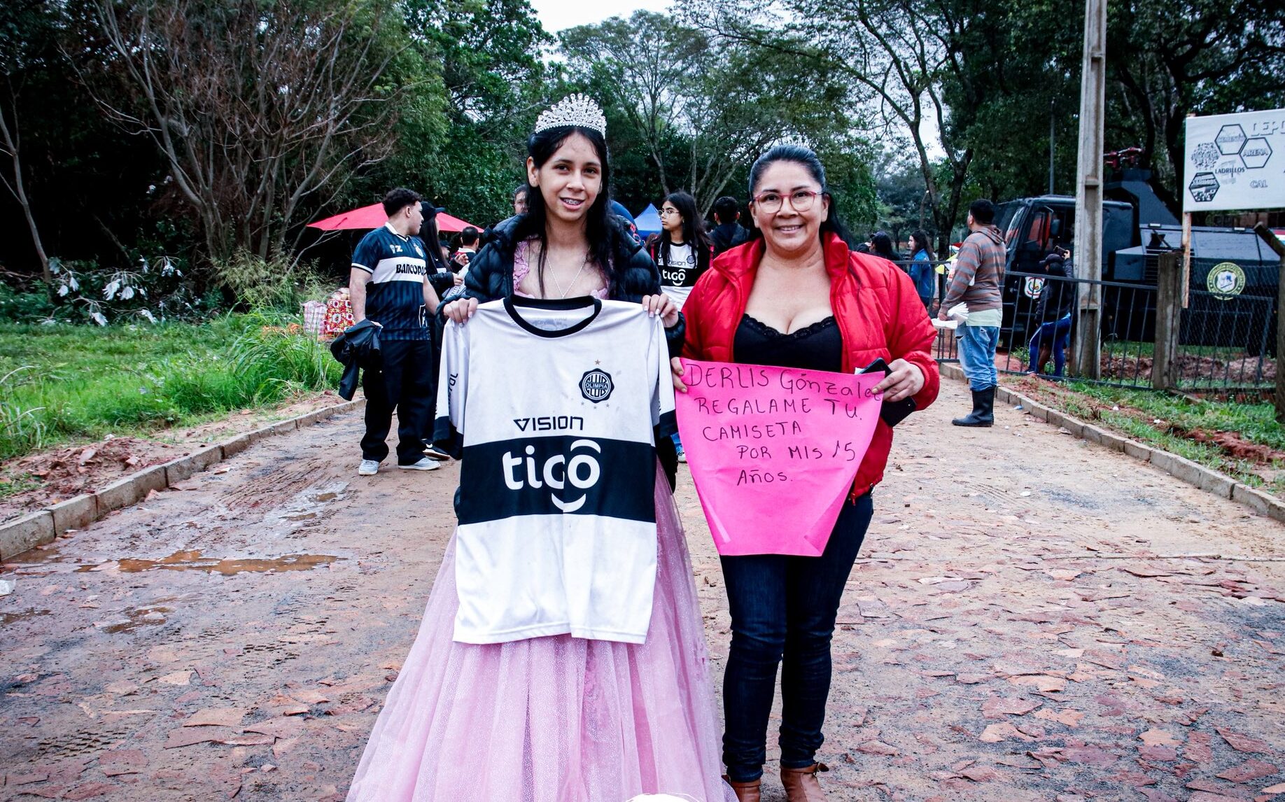 ¡Quinceañera se fue a festejar su cumple con Olimpia en Villeta!
