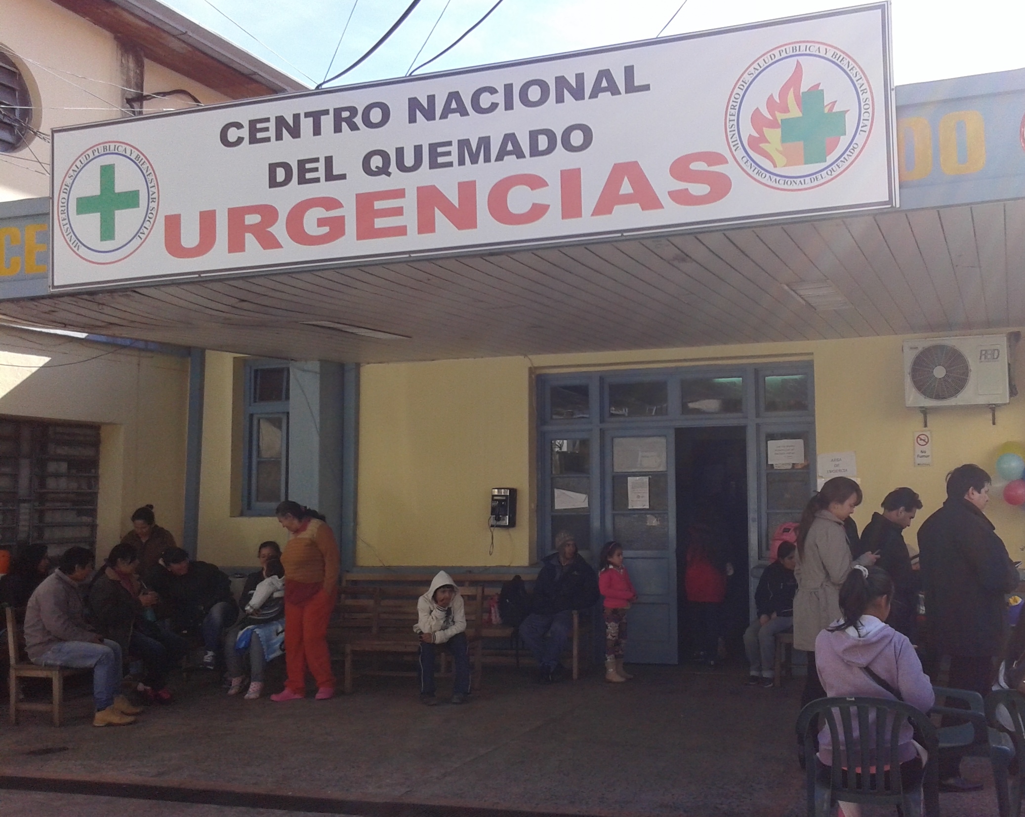 (VIDEO)Discusión por música: Karai derramó combustible a su doña y la mandó a terapia intensiva con quemaduras