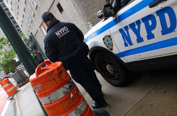 Tiroteo en un edificio en Nueva York: reportan heridos y buscan al sospechoso