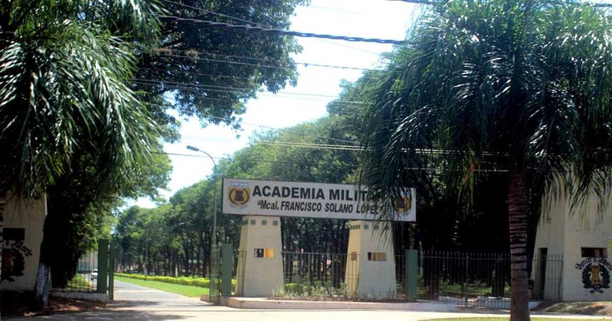 Milico de rango está preso por @c0s@r a una cadete en Academil