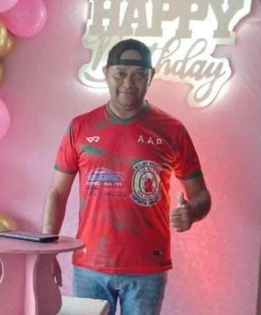 A poli le dio el “patatus” en pleno servicio ha ñandereja