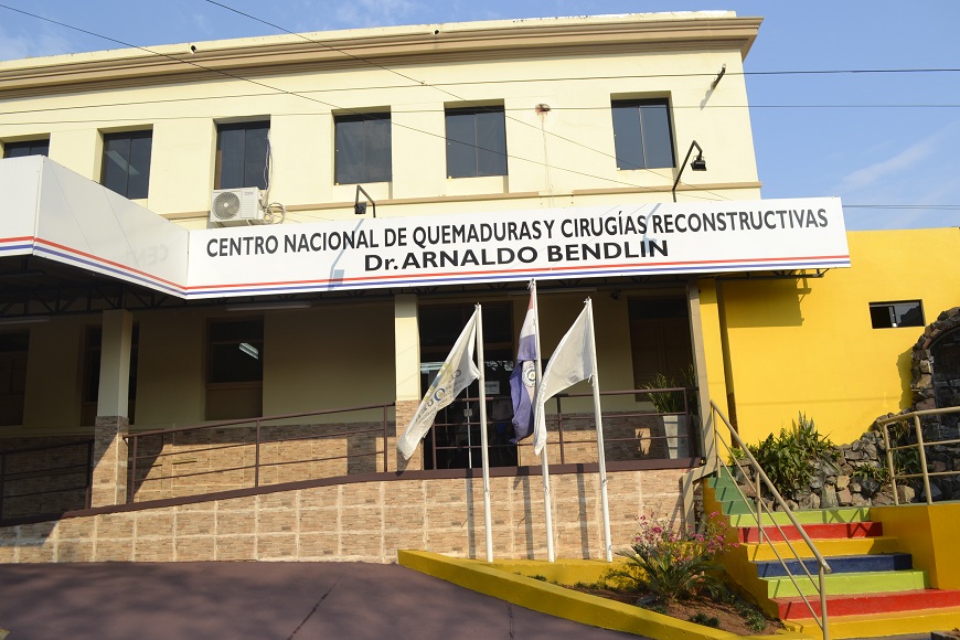 Omanoma doña que fue quemada por su ména tras pelea por volumen de música