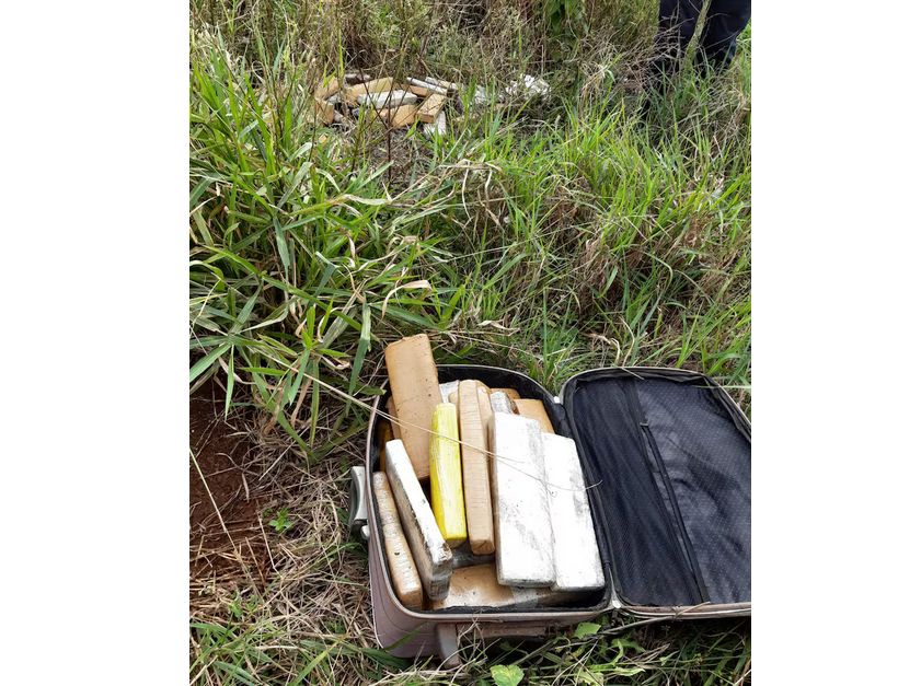 Ecuentran 55 kilos de macoña en un patio baldio de la “Terraza”