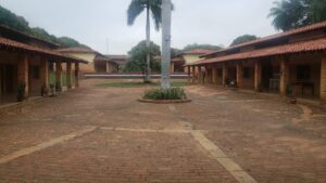 Sin clases en cole porque sigue tatatĩ del incendio de NSA de Luque