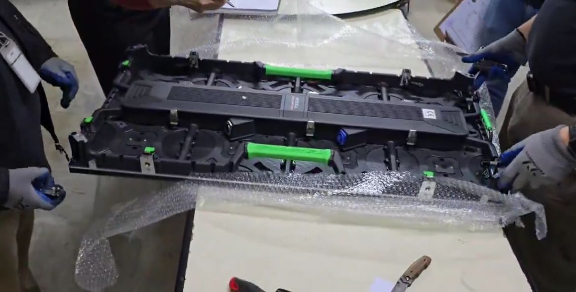 Incautan droga que iba a ser enviada en pantallas led