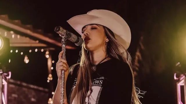 (VIDEO) ¡Marilina sorprendió a los peques de una escuela!