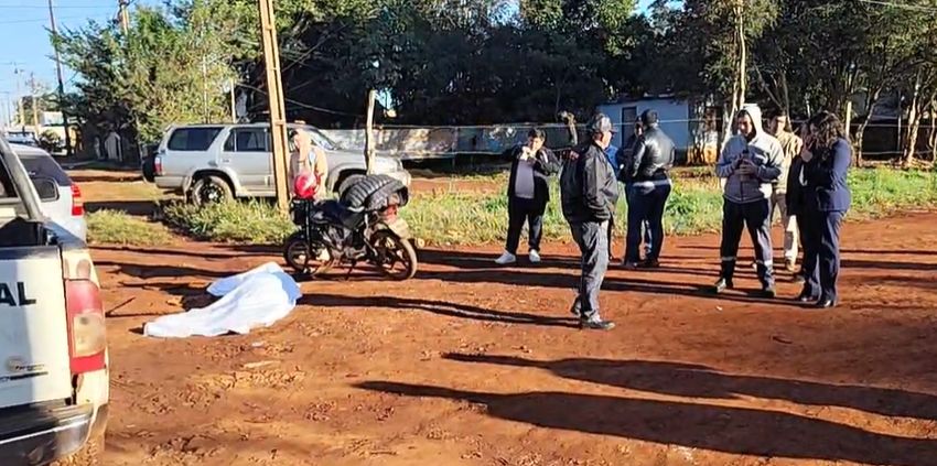 Camino a su laburo paró su “relo’i” y voló junto a Kirito