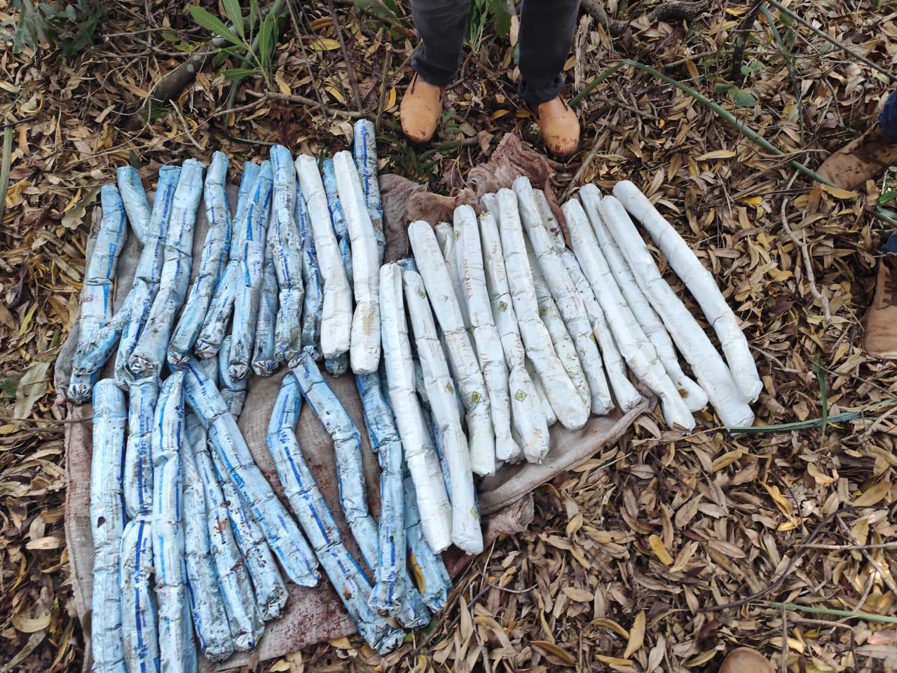 Hallaron caleta con explosivos pertenecientes a grupo de malandros