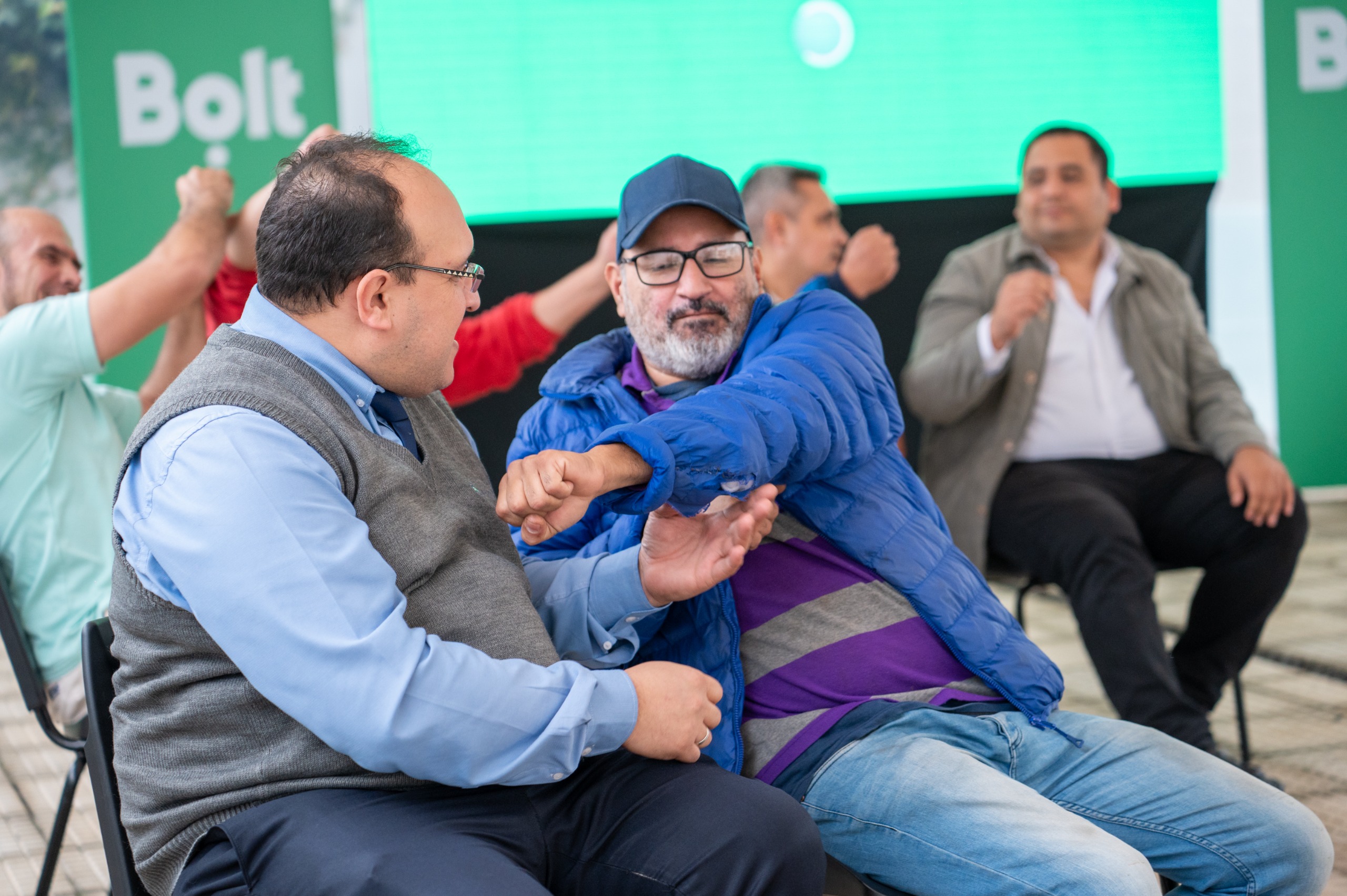 Conducción segura en plataformas: atención al entorno, prevención de riesgos y diálogo en primera persona