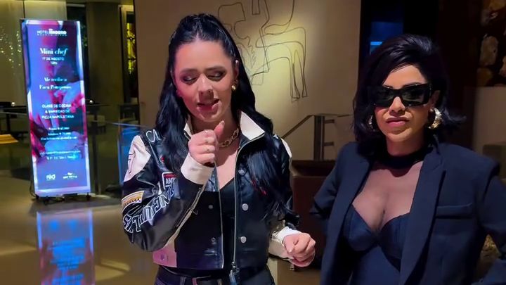 (VIDEO) ¡Paraguaya cantó al lado de la cantante de “Factoría”!