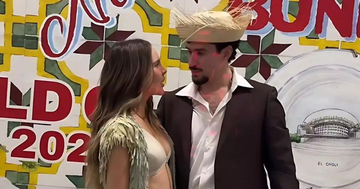 (VIDEO) Belinda y Bad Bunny protagonizan el momento más viral y hot del año