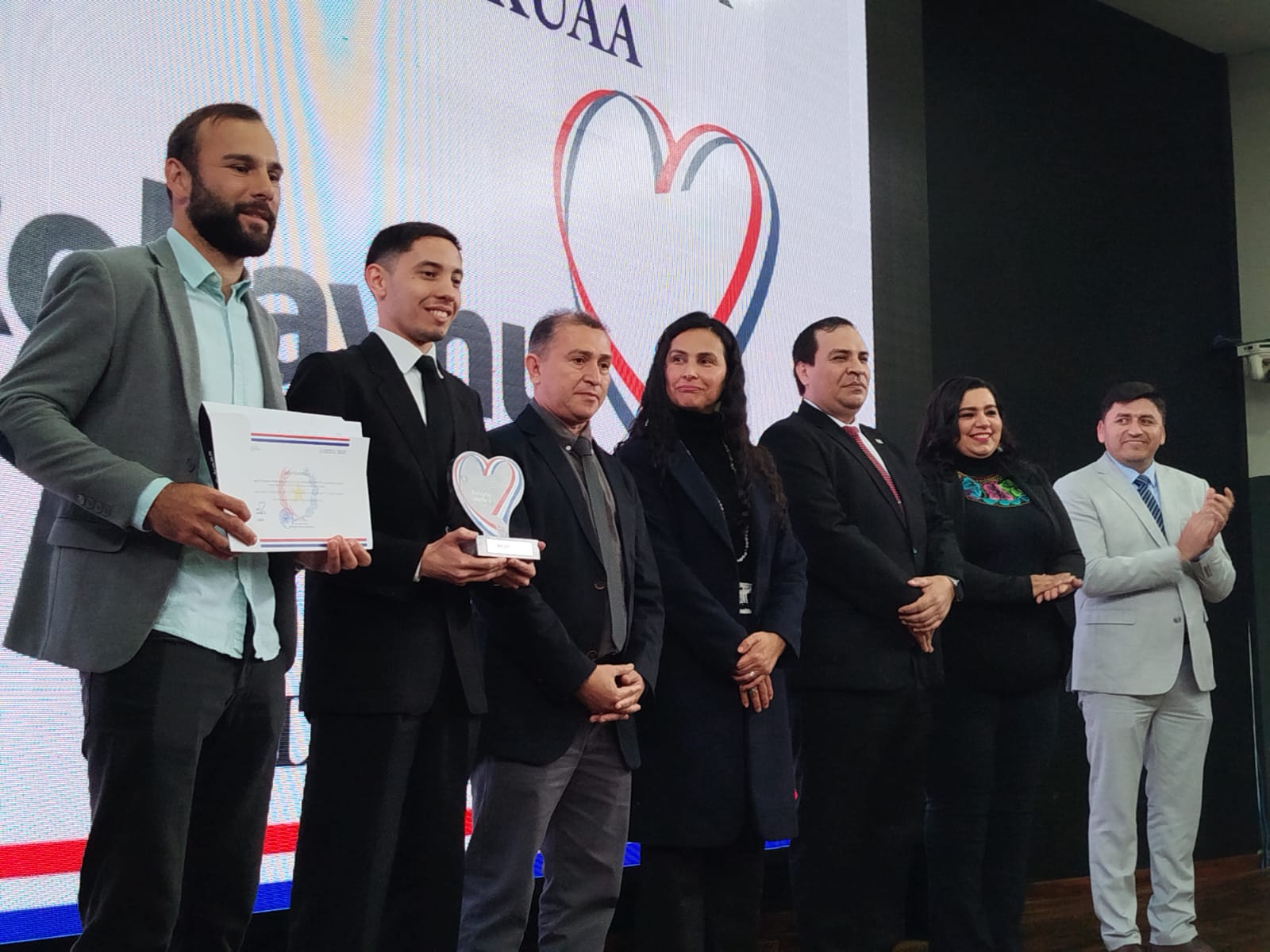 ¡Reconocen a Popu Tv por difusión del guaraní!