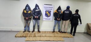 Policía ipopa’â por 3 narcos