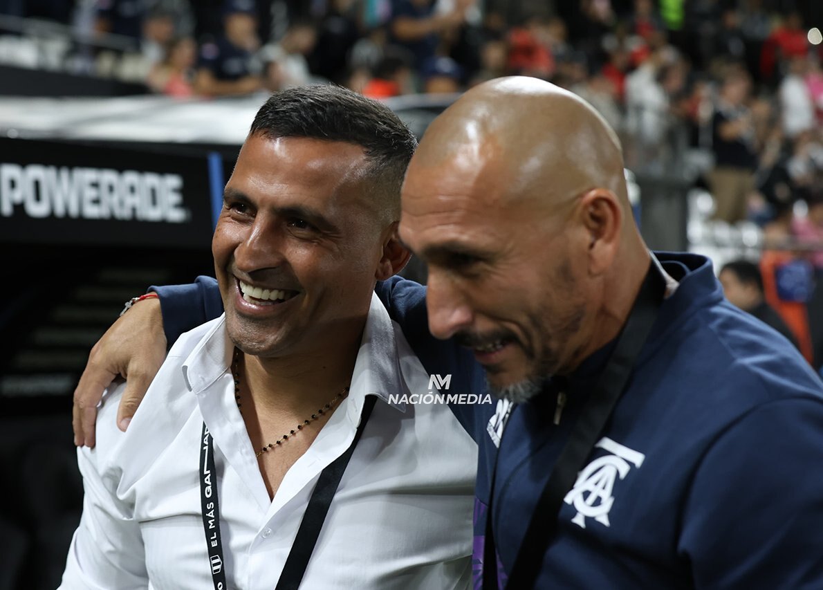 ¡Libertad ya presentó a su nuevo DT!