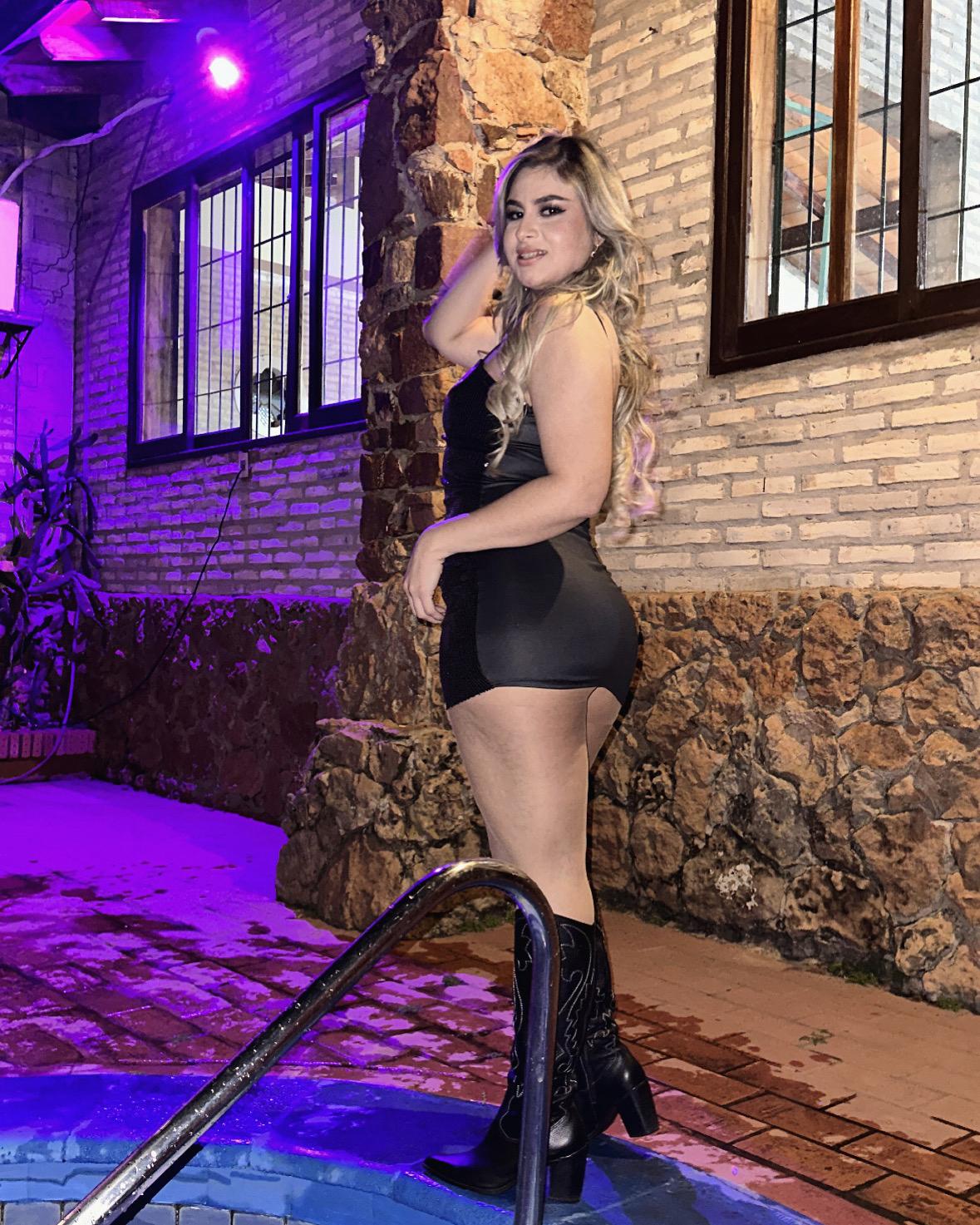 Rubia de la cerveza tanteada por loperro en el rally: “Van a disfrutar de largadas de ser infieles”