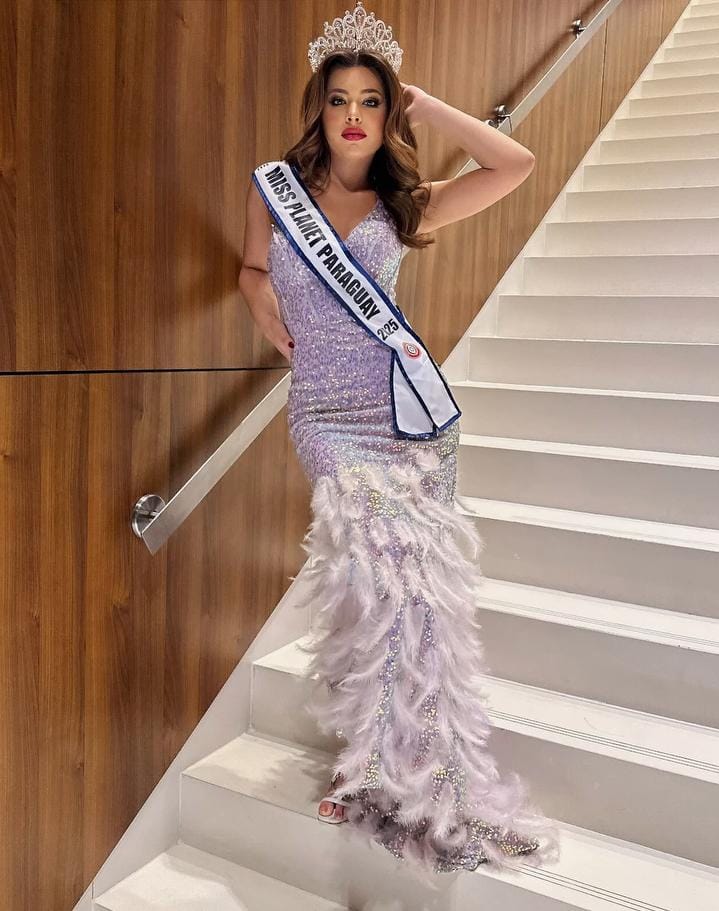 ¡Miss Planet renuncia a su corona y se despide de certámenes de belleza!