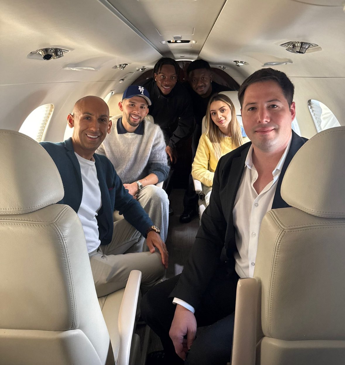 “La Joya” volvó bien marcado a Francia para sumarse a su nuevo club