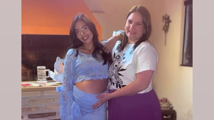 (VIDEO) ¡La policía interrumpió en el baby shower de cronista de TV!